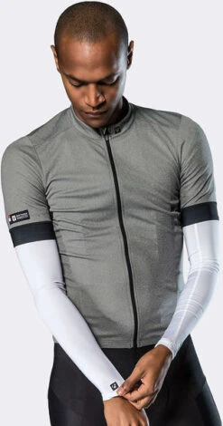 Bontrager UV Sunstop Cycling Arm Cover -Shimano Sales bontrager uv sunstop cycling arm cover 358581 12
