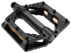Giant Plastic Platform Pedals