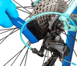 Park Tool GSC-4 Bicycle Cassette Cleaning Brush 11 Park Tool GSC-4 Bicycle Cassette Cleaning Brush -Shimano Sales park tool gsc 3 drivetrain cleaning brush copy 395008 14